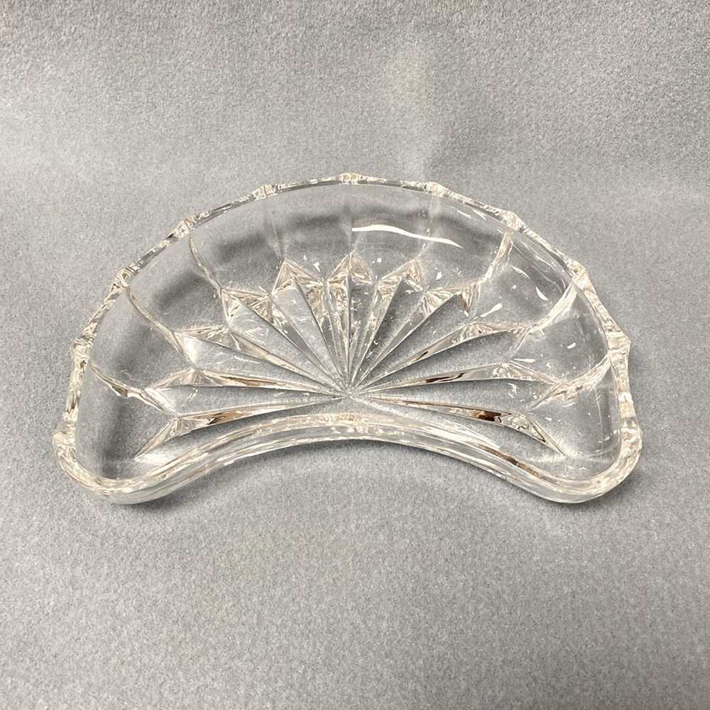 VAL ST LAMBERT CRYSTAL CRESCENT SALAD PLATE